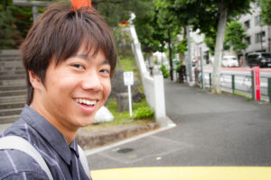 同志社大学からの留学生の神谷龍さん。現在は文化構想学部の2年生として早稲田大に通う。